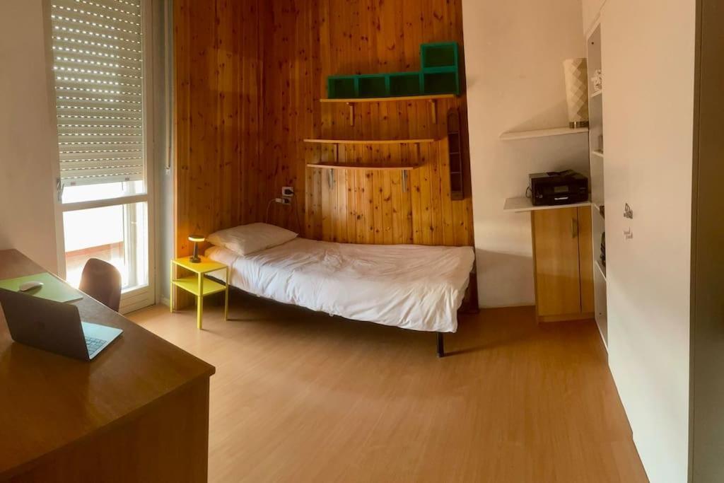 Attico Montiglio - Panorama-Wifi Apartment Collebeato Bagian luar foto