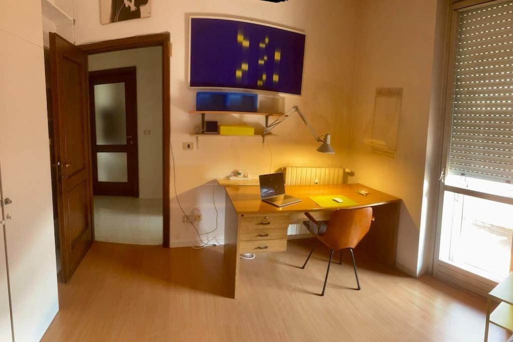 Attico Montiglio - Panorama-Wifi Apartment Collebeato Bagian luar foto