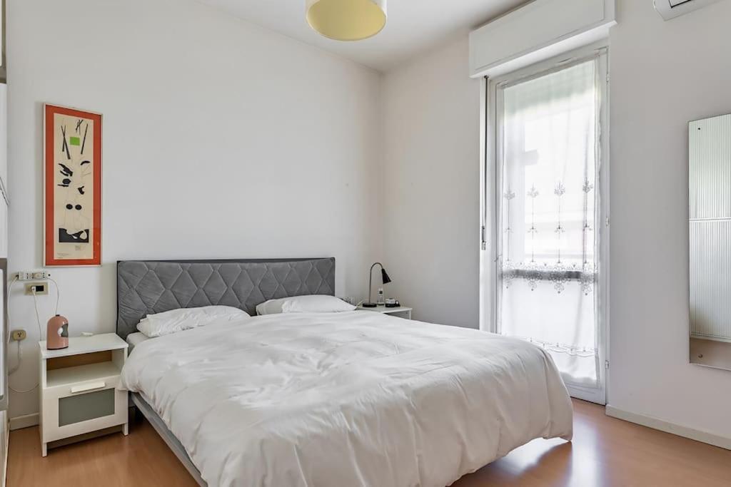 Attico Montiglio - Panorama-Wifi Apartment Collebeato Bagian luar foto